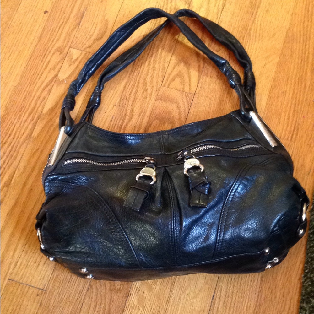Black B Makowsky leather hobo
